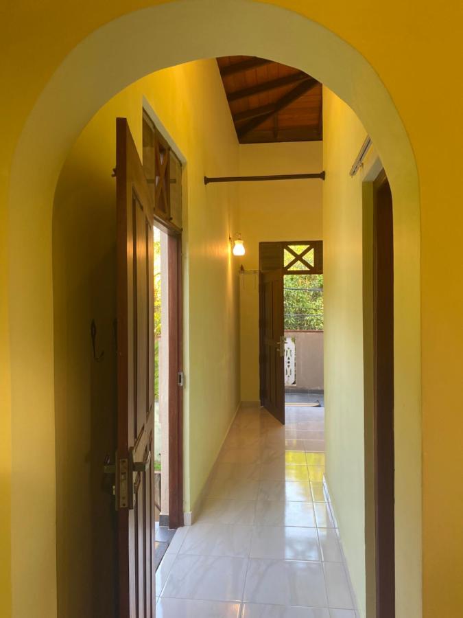 Jayalath Homestay Galle Bagian luar foto